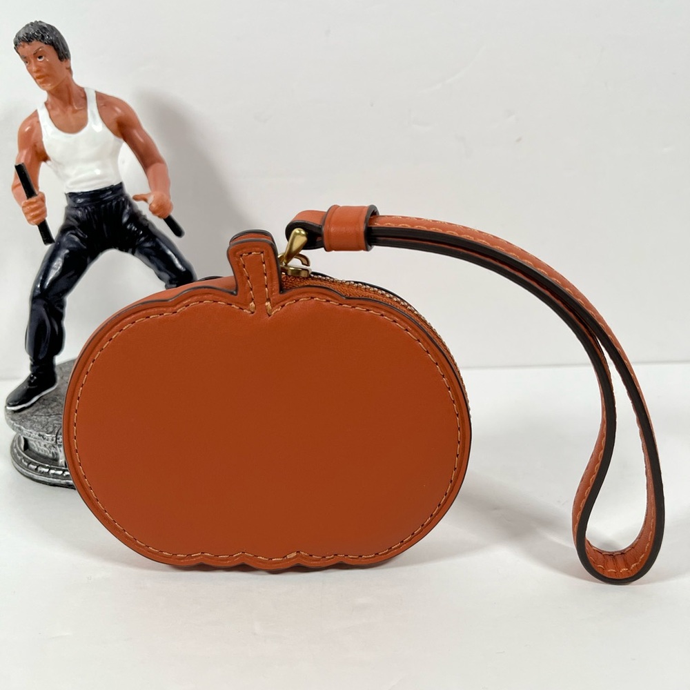 Coach Pumpkin Coin Case CCG22 NWT - Picture 2 of 4